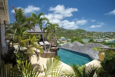 Image de Casa Blanca- Ideal location, lagoon views of Petit and Grand Cul de Sac