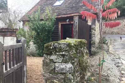 Image de Studio en duplex avec petit jardin au pieds du château