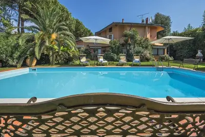 Image de Amazing house with beautiful views and spacious heated pool