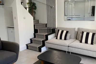 Image de Supérieure-Appartement-Salle de bain privée séparée
