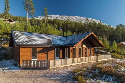 Image de This Norwegian cabin is aptly named 'Solstråle'; enjoy the view and the sunlight in the house.