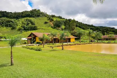 Image de Casa com Vista Lago - Rancho Queimado - Srr007