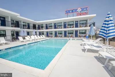 Image de Wow! Views and New! 2bd North Wildwood Condo with Ocean Views- Beach steps away