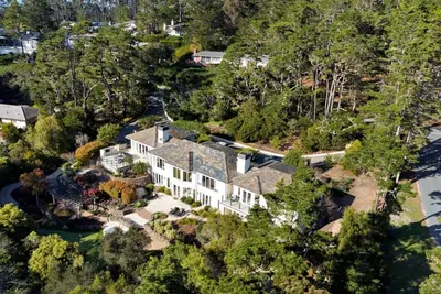Image de Paradise Hill - Pebble Beach Estate - Oceanview Luxury: A\/C, Putting Green, Pool Table, Gym, Hot Tub