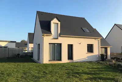 Image de Maison récente à proximité de la mer.