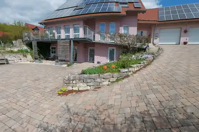 Image de Quiet, ground floor and modern apartment. Well-kept, barrier-free rooms.