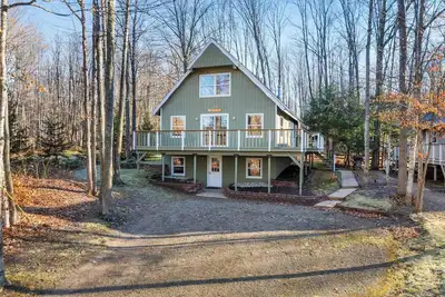 Image de 5-bedroom Ski Golf Chalet in Harbor Springs