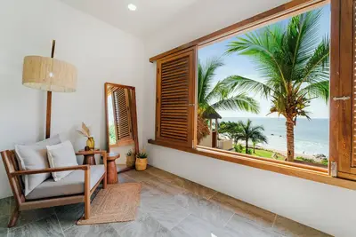 Image de Incredible 3-bedroom Beachfront house Sayulita. Chef & Housecleaner included.