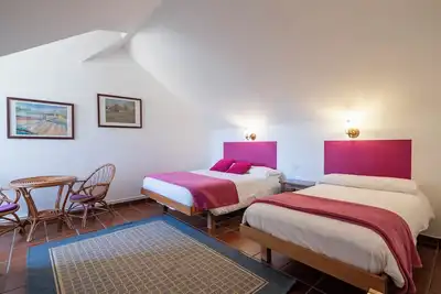 Image de Chambre d'hôtes 'Habitación Triple 1' avec vue sur la montagne, piscine partagée et Wi-Fi