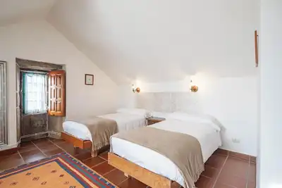 Image de Chambre d'hôtes 'Habitación Doble 3' avec vue sur la montagne, piscine partagée et Wi-Fi