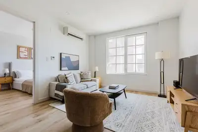 Image de Blueground | Dumbo, balcony & Ac, near bridge
