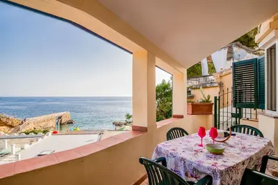 Image de Stecchi three-room beach front 5 beds