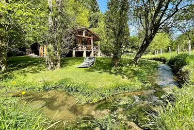 Image de Chalet romantique avec bain à bulles et hammam