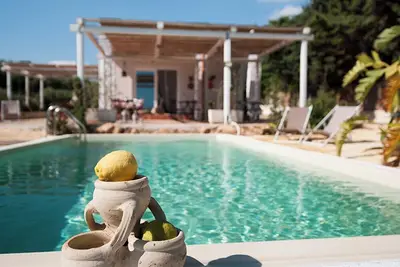 Image de jabia beach house - villa sur le mer - plage privée