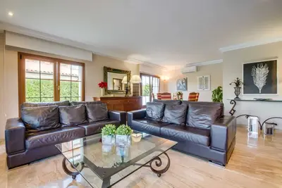 Image de Villa au bord du lac près de la plage d'Alcudia