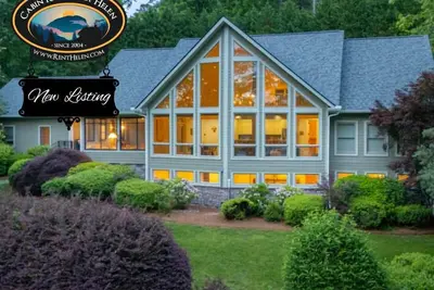 Image de Burton Bliss - Lake Burton Hot Tub, Firepit & Fantastic Boathouse
