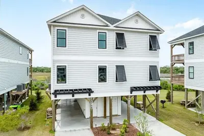 Image de Marley's Way - Enjoy 2 levels of soundfront covered porches