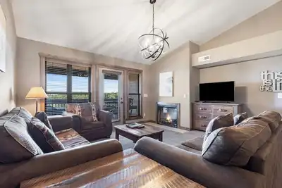Image de Spacious 1 Bdrm Lake Condo, Near Silver Dollar City, Resort Perks and Ticket Deals!
