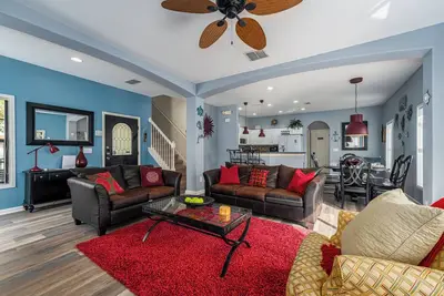Image de Summer Haven on the Loop - Games Room, Private Pool & Spa