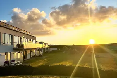 Image de Luxury Sea View Apartment | Dog-Friendly | Walk to Crantock Beach | Pool Access