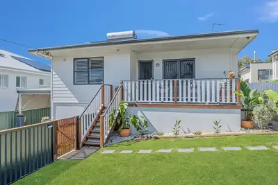 Image de Coastal Escape - Close to Cbd & Port's Beautiful Beaches.