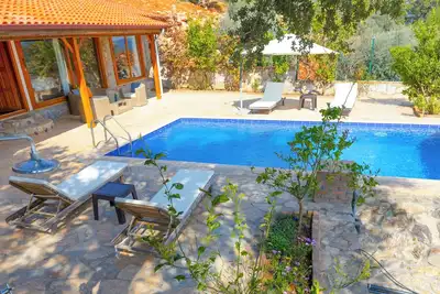 Image de 3-bedroom villa in gorgeous MuÄźla Akyaka with Ac, WiFi. Relax and silent