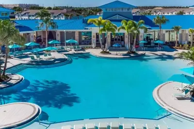 Image de Luxurious Windsor Cay Retreat with Theater & Pool