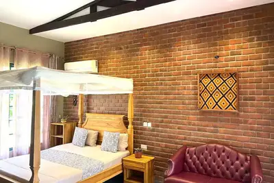 Image de Red room in Kijiji Chetu at Kerege