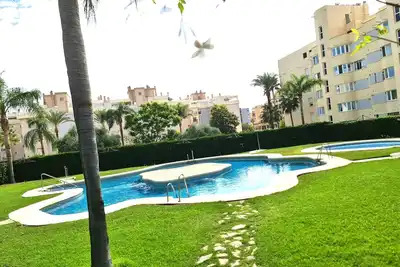 Image de Apt in one of the best urbanizations of Torremolinos very close to the beach.