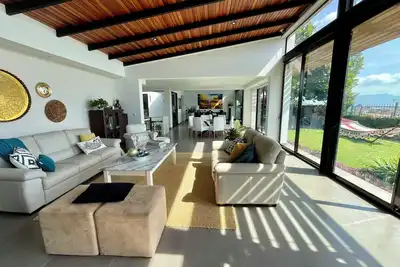 Image de Beautiful house with pool in Heredia, ideal for families and long stays.
