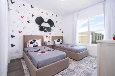 Image de Family Escape Near Disney, Themed Magic!