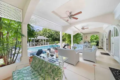 Image de Dene Court - 5 Bedroom In Sandy Lane, Barbados With Beach Club Access