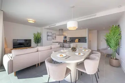 Image de Magnificent 3-bed apartment with terrace and pools