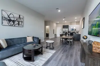 Image de Luxe Suite by Nyc w Rooftop & Parking on Premises