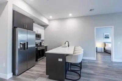 Image de Exquisite Suite 10 min from Nyc w. Garage Parking