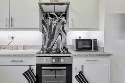 Image de New 4 Bed House | Pass the Keys