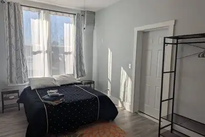 Image de Queen Room with Free Laundry