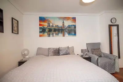 Image de Maison de 4 chambres louée par la Chambre