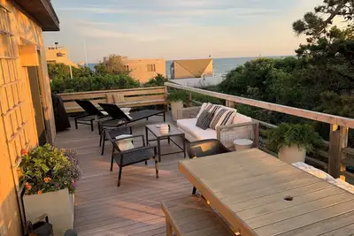 Image de Fire Island Pines Oasis w/4 King Bdrms, Heated Pool, Hot Tub, Ocean & Bay Views