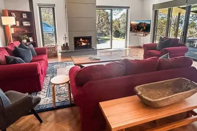 Image de Frogmouth Hutte 4 bedroom house in bush surrounds