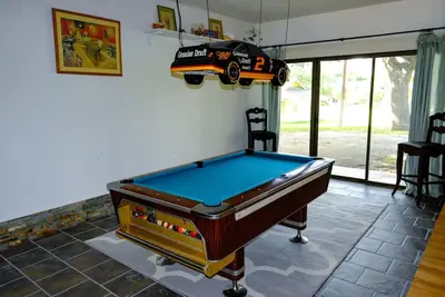 Image de Lake Memories - New Slide! Fully Shaded Backyard. Fully Renovated Open Modern