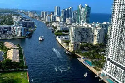 Image de Beautiful studio in Hallandale w/Beach Service and Pool