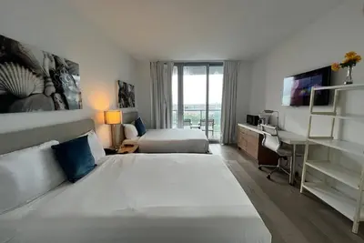 Image de Hallandale Beach Studio 2 Queen Beds w/Beach Service