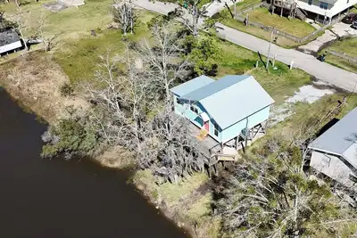 Image de House on the Bayou. Bring your boat and relax!