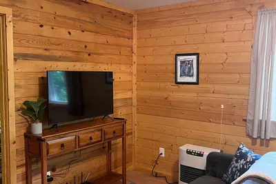 Image de King Salmon Cabin - Cute Family Cabin at Eagle Landing Resort