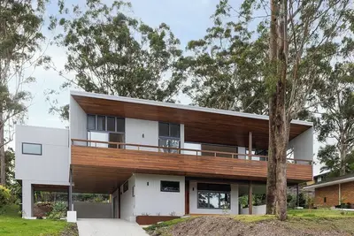 Image de Treehaus Escape - Smith's Lake