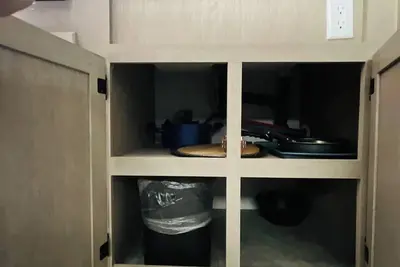 Image de Rv of Serenity w/Cozy Cotton Comforts, Easy Self Check-Ins, and Privacy Galore!