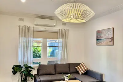 Image de Comfy family home(15 mins to Cbd & beach)
