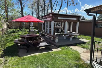 Image de LoHi Home – Walk to Dining, Bars, Downtown and more!