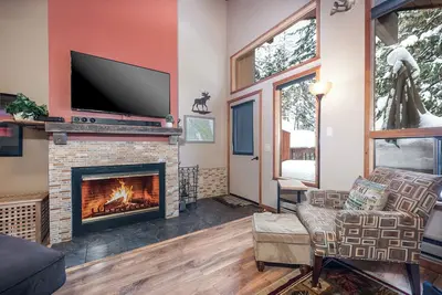 Image de New! Lake Access, Pools/Hot Tub & Ski Area Proximity